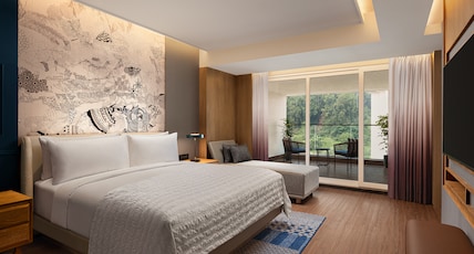 Le Meridien Dehradun Resort & Spa Room Type - 1 Bedroom Executive Suite, 1 King, Pool view, Balcony Le Meridien Dehradun Resort & Spa Room Type - 1 Bedroom Executive Suite, 1 King, Pool view, Balcony