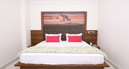 YATRISTAYINN Room Type - Deluxe