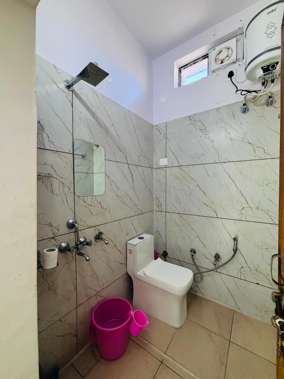 Amrit Home Stay - Tap to explore photos
