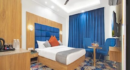 Hotel Seven Hill Star - Rajbagh Room Type - Deluxe Room with Mountain View