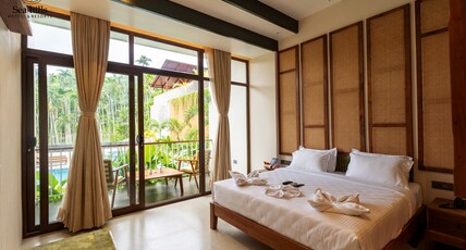 Sea Hills Resort Room Type - Bamboo Saa Room with Balcony
