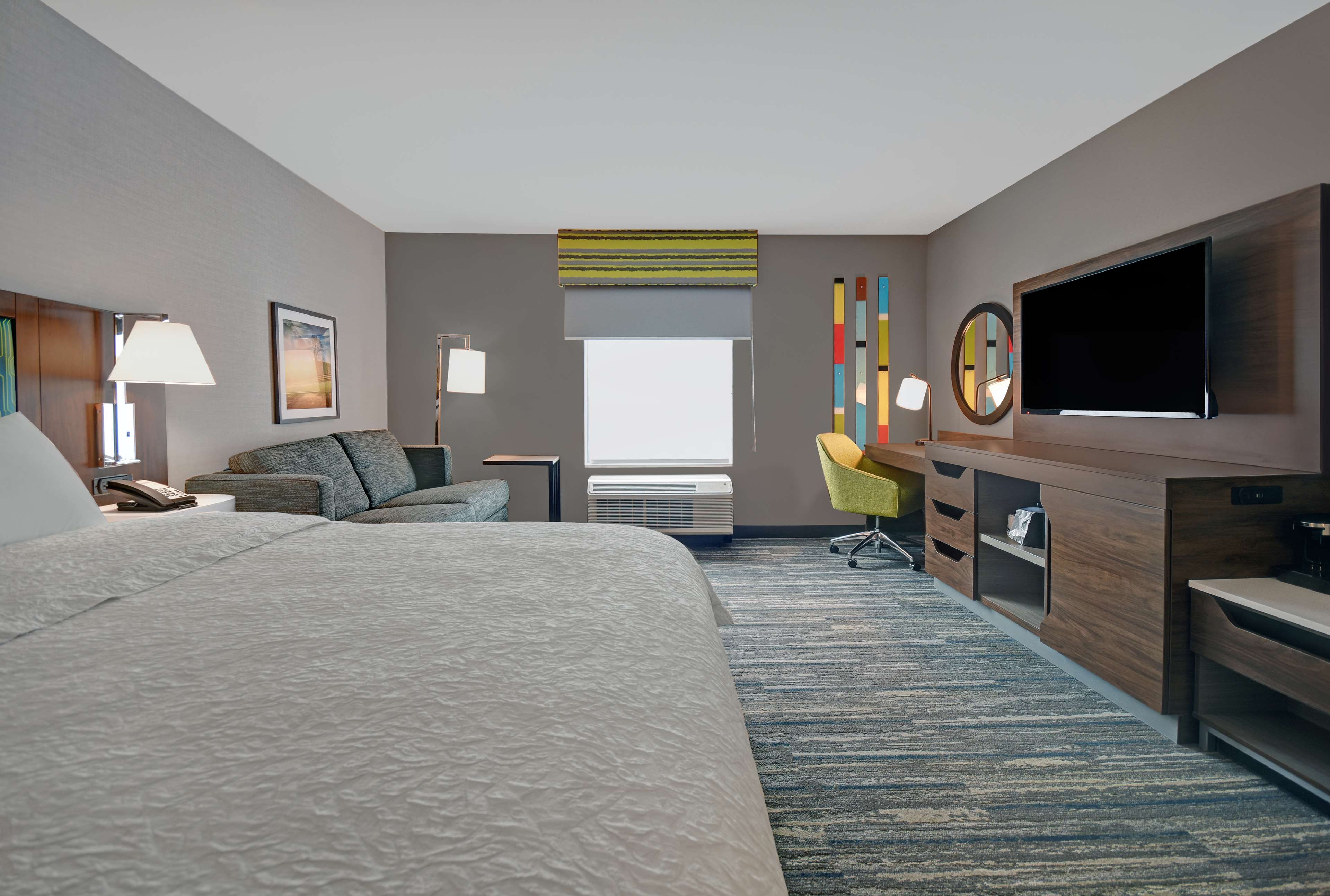 Hampton Inn Cave City, KY - Tap to explore photos