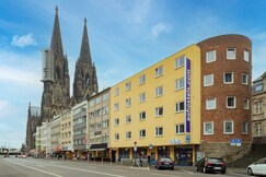 A&O Koln Dom