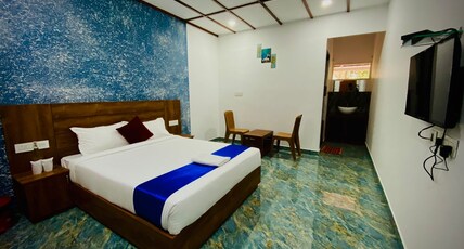 Pookode Holidays - by a small stream Room Type - AC Deluxe Room with Stream view