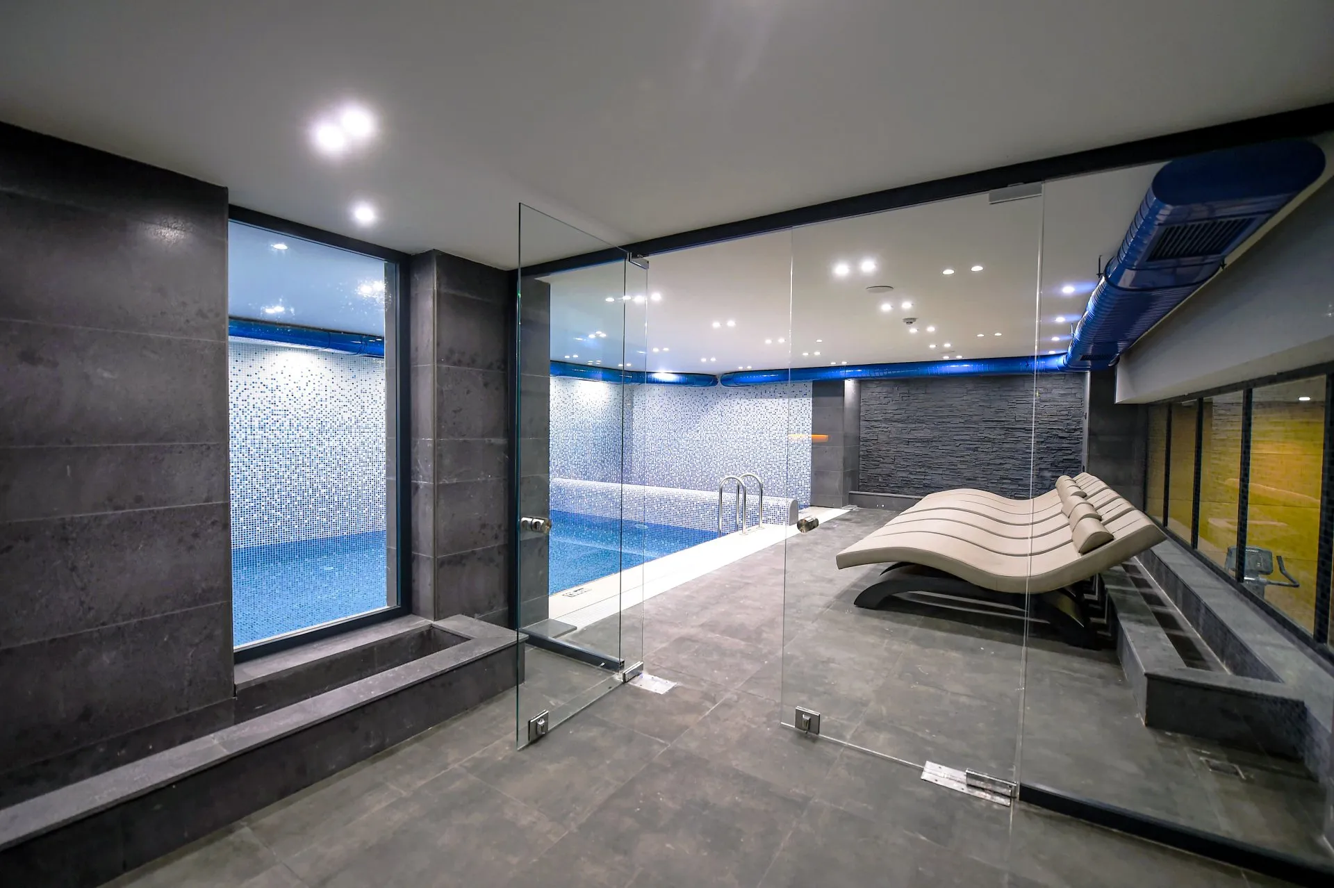 Cher Hotel and Spa Istanbul - Tap to explore photos