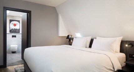 Radisson RED Hotel, Liverpool Room Type - Junior Suite