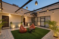 Rooms of BYHU Rooftop Oasis Studio Outdoor shared terrace