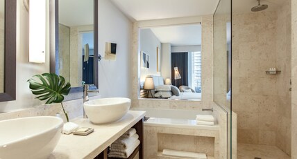Kimpton Epic Hotel, an IHG hotel Room Type - 2 Double Water Views