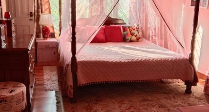 Fairmont Cottage Room Type - Vintage Vogue 2 bedroom suite Fairmont Cottage Room Type - Vintage Vogue 2 bedroom suite