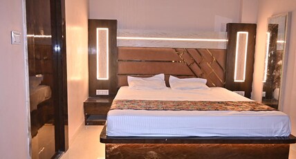 KT PALACE Room Type - deluxe rooms