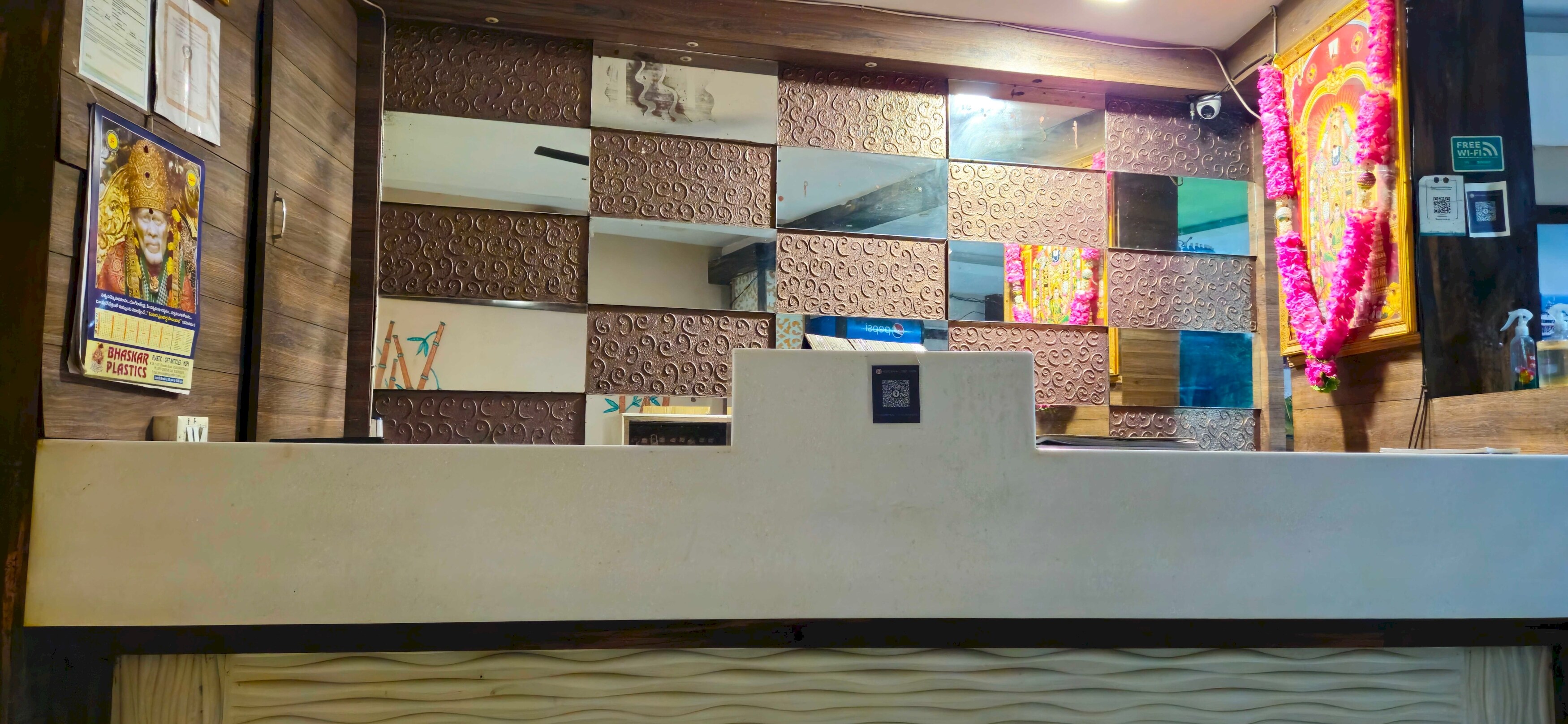 Hotel O Sri Balaji Grand - Tap to explore photos