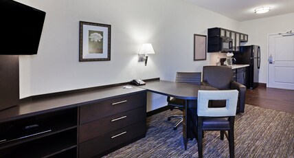 Candlewood Suites San Angelo Room Type - 2 Queen Bed Studio Suite Comm Access