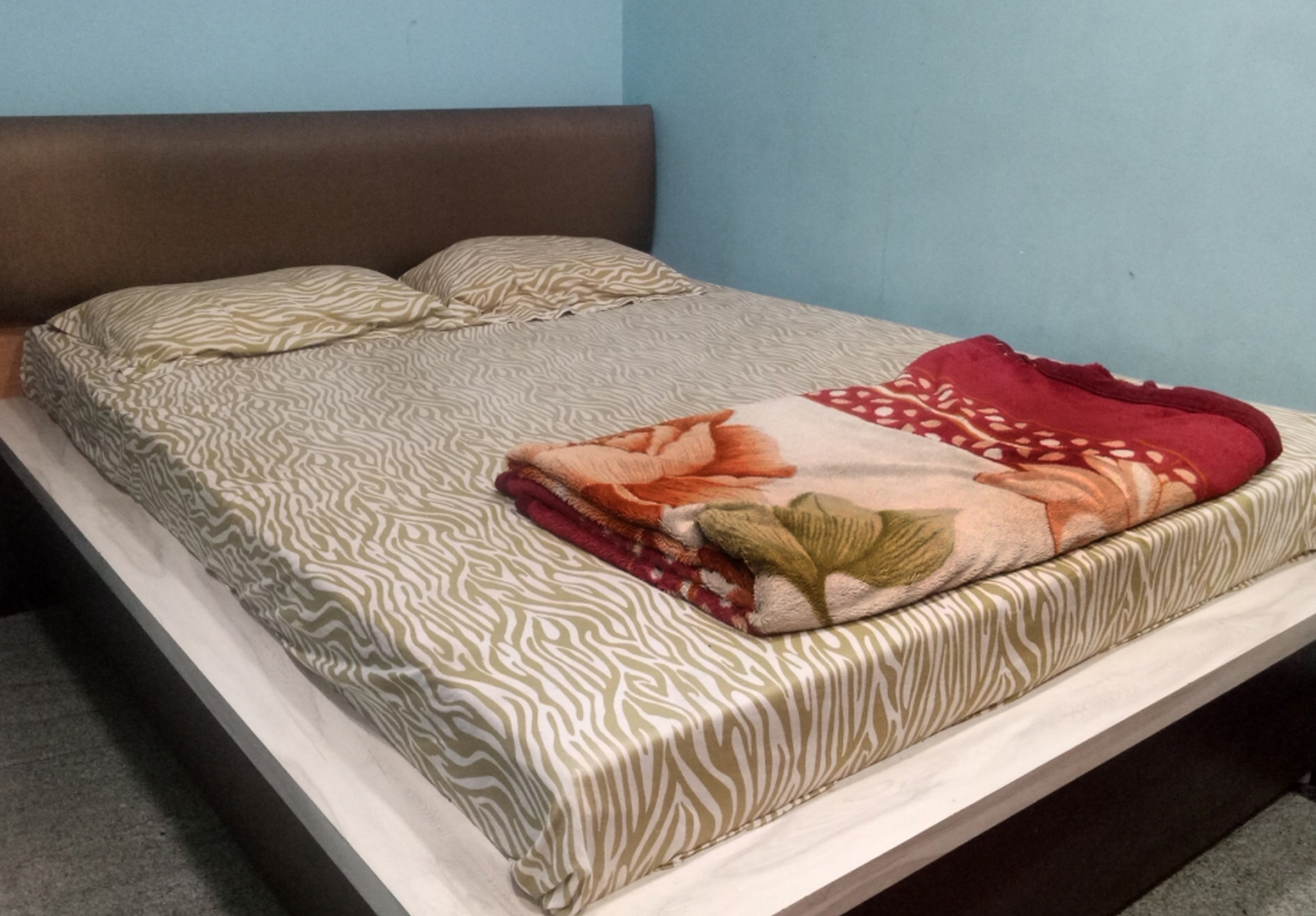 Hotel Ratna Residency - Tap to explore photos