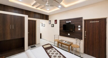 Shelter The Homestay Room Type - Deluxe Non AC Room