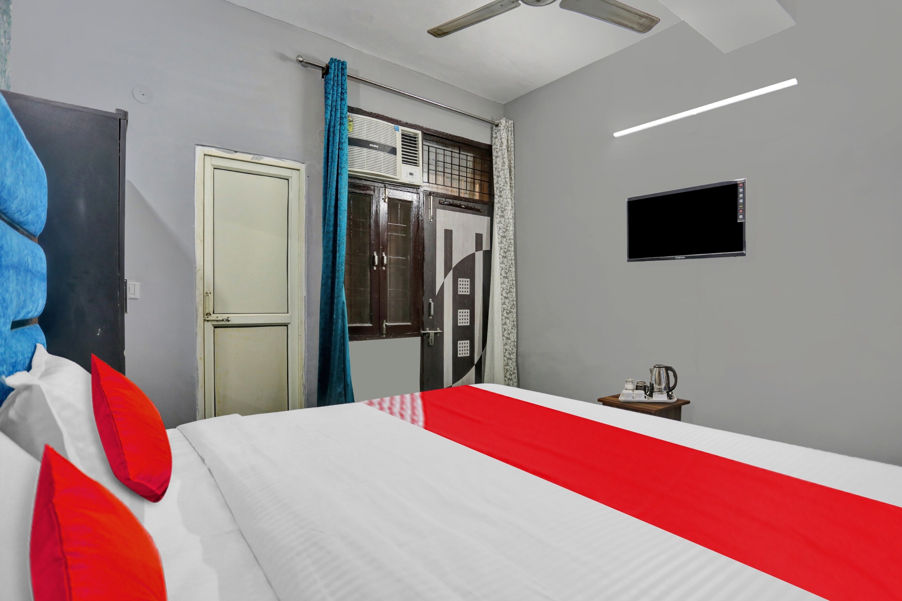 Hotel O Saanvi Residency - Tap to explore photos