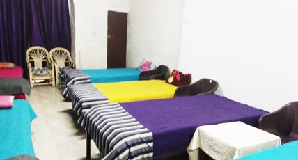 Baba Boys PG Hostel Rooms Lucknow Room Type - Boys Dormitory - AC