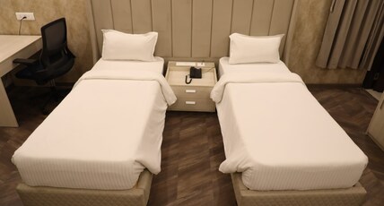 La Flora Resort Room Type - DELUXE Room La Flora Resort Room Type - DELUXE Room