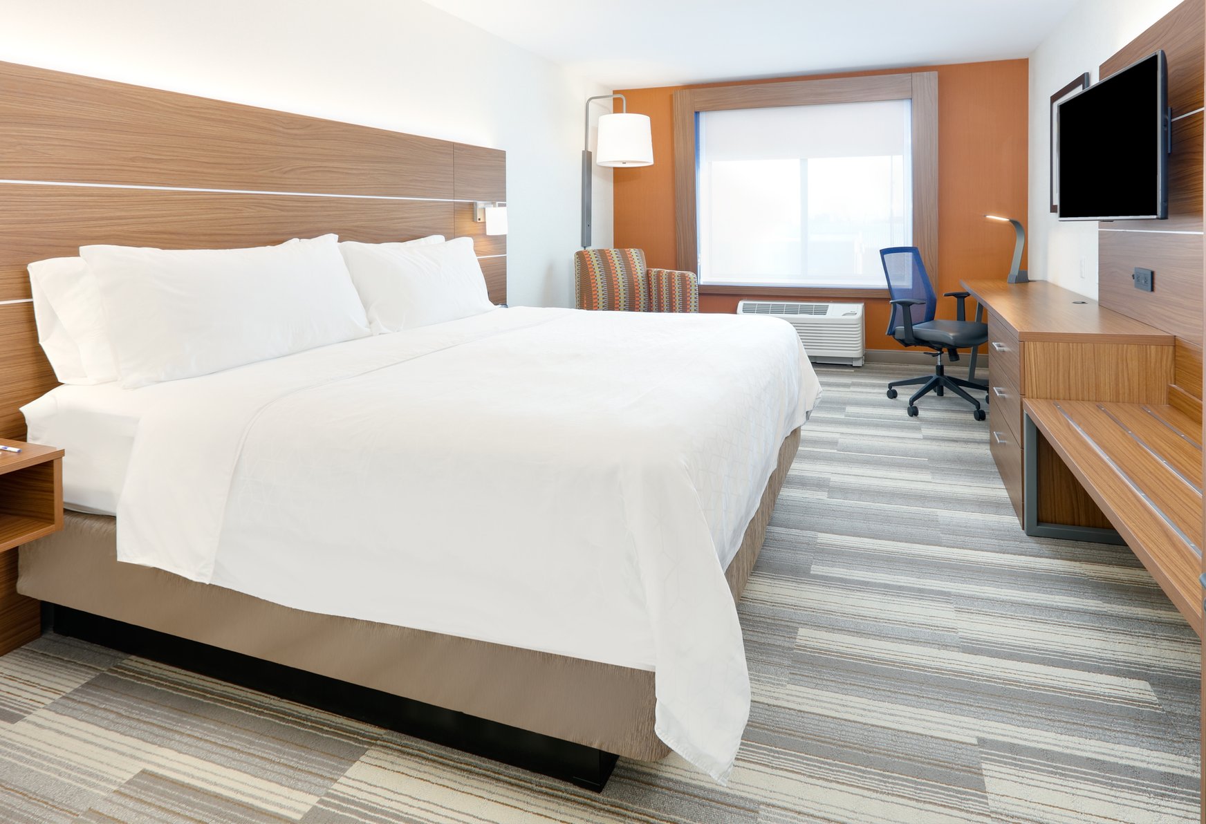 Holiday Inn Express & Suites MITCHELL - Tap to explore photos