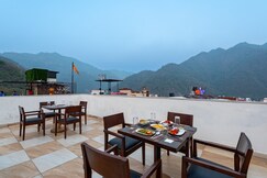 Photos of Daksh The Classio Hotel Tapovan