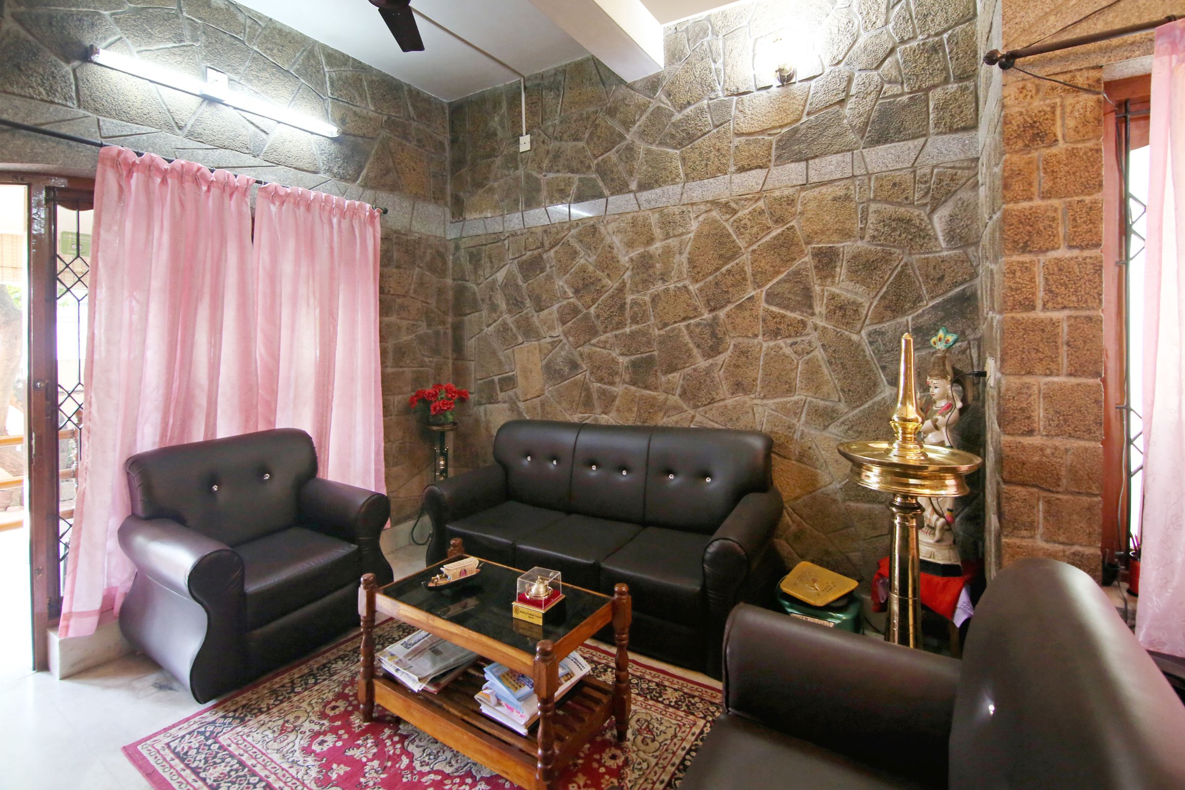 Somashree Homestay - Tap to explore photos