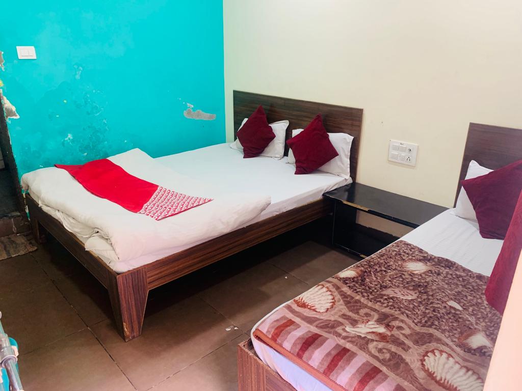 Hotel Krishna - Tap to explore photos