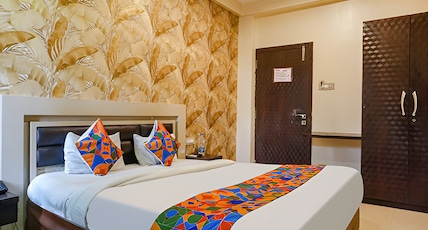 Hotel Shades of Royal Room Type - Suite Room AC Hotel Shades of Royal Room Type - Suite Room AC