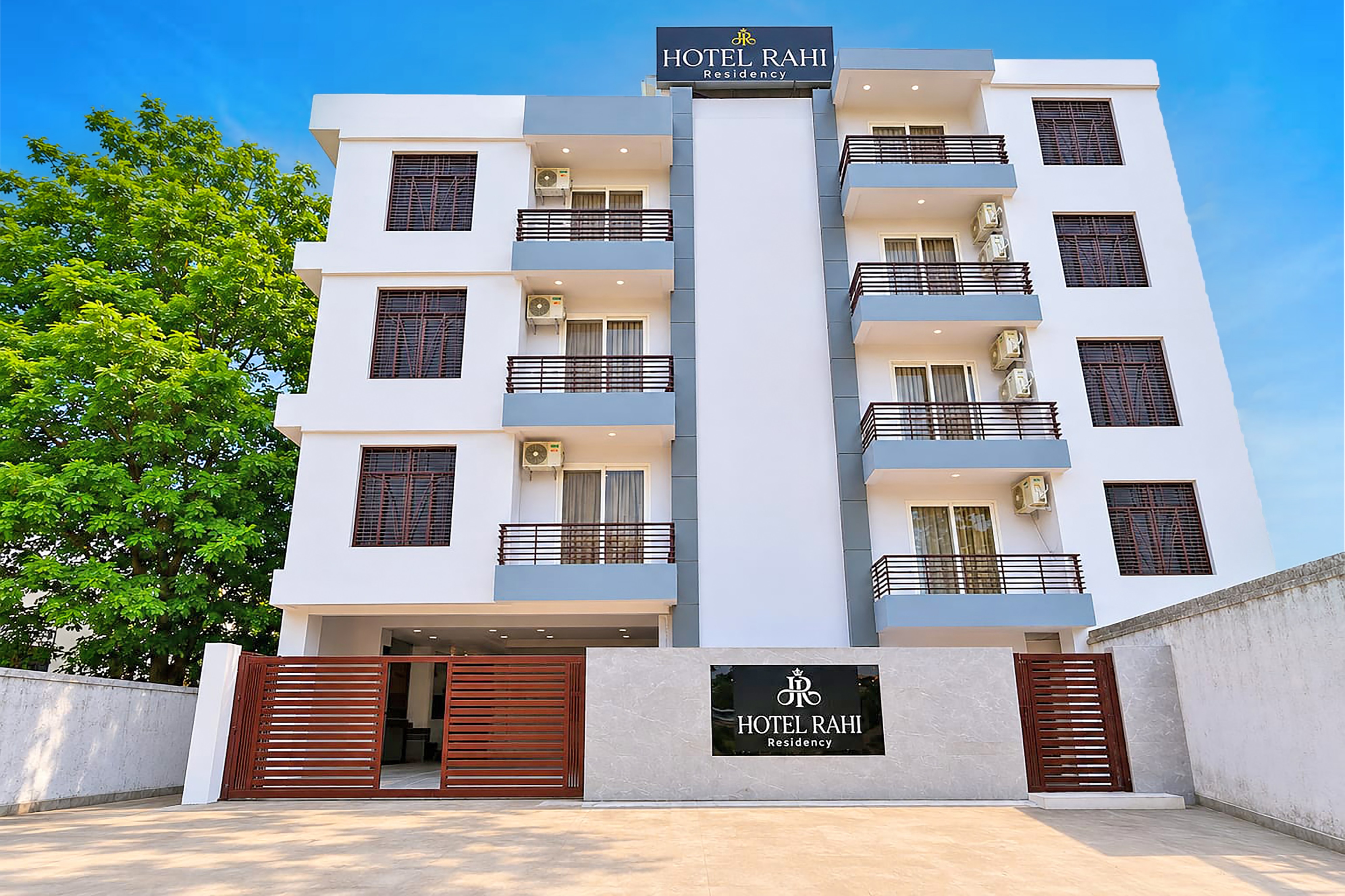 Hotel Rahi Residency I Near Kashi Vishwanath Temple & Ghats - Tap to explore photos
