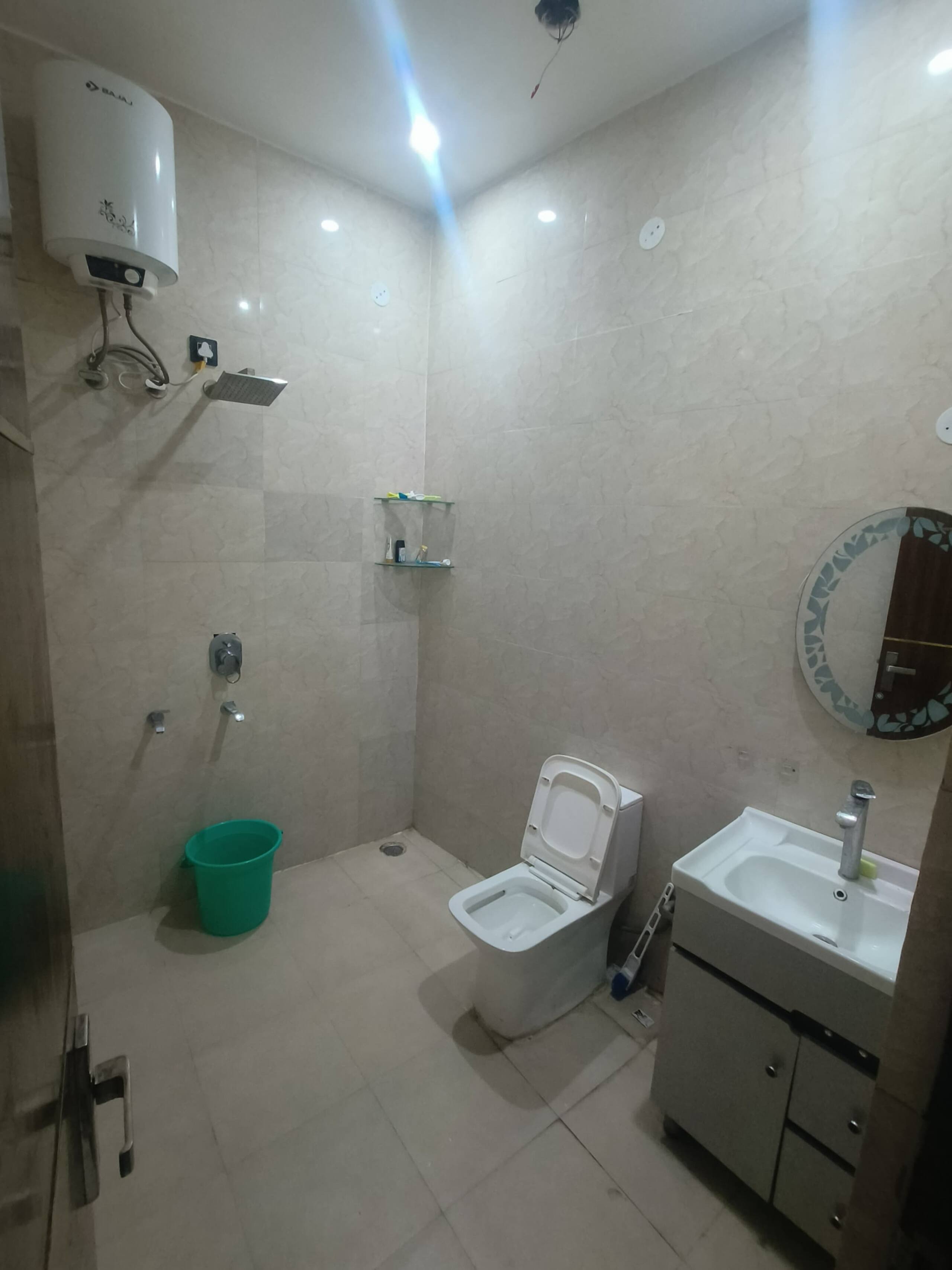 private room with Ac attached washroom - Tap to explore photos