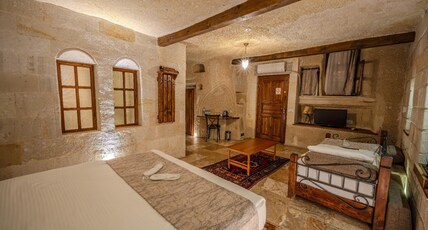 Osmanbey Cave House - Cappadocia Cave Hotel Room Type - Superior Family Cave Room 102 Osmanbey Cave House - Cappadocia Cave Hotel Room Type - Superior Family Cave Room 102