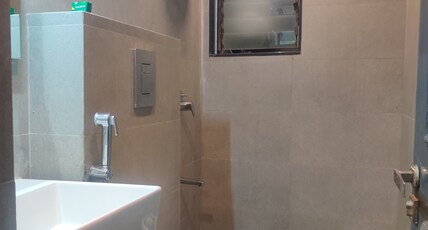 JR Residency Room Type - DELUXE ROOMS
