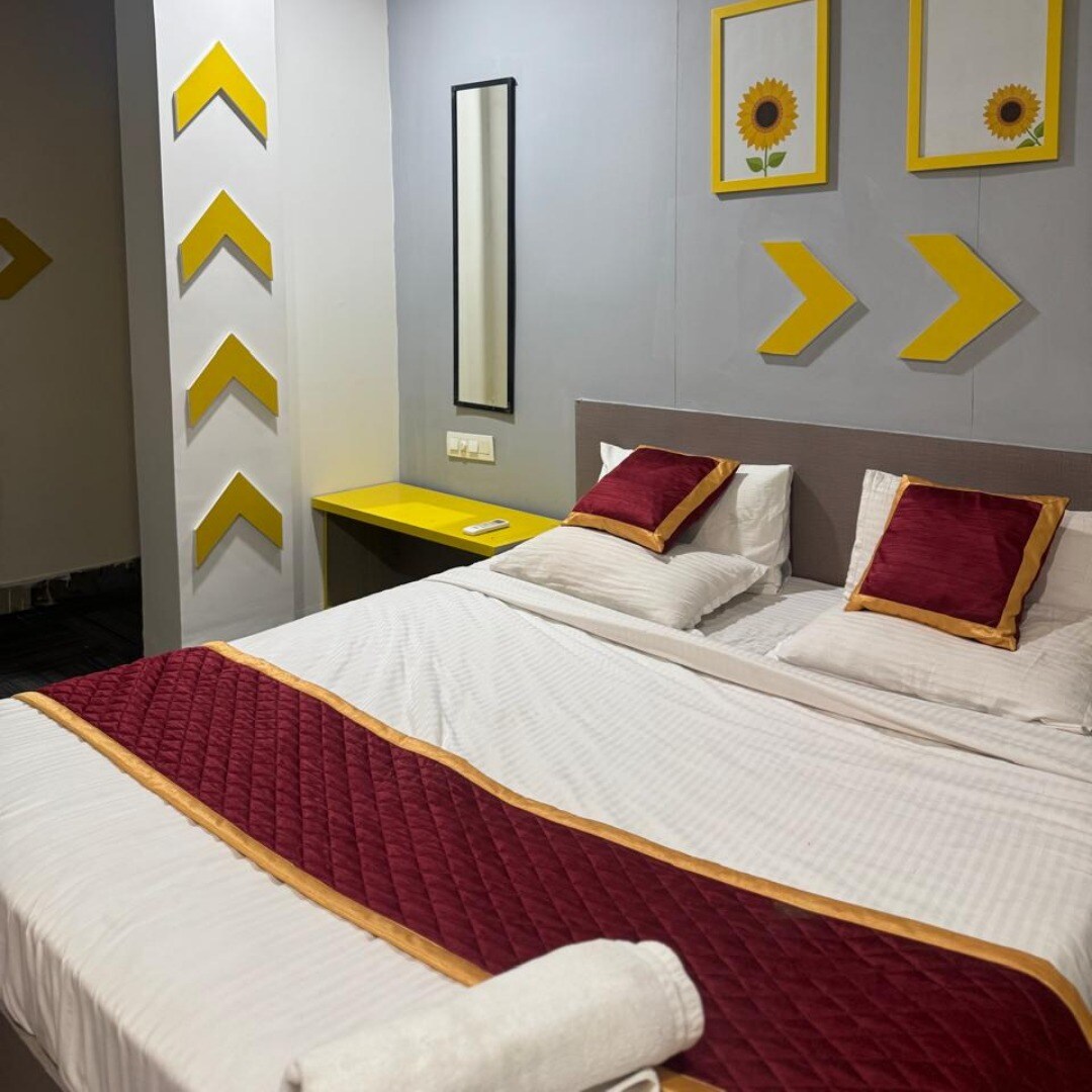 Hotel Luxury Stay Inn - Tap to explore photos