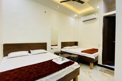 Shree Gajanand Palace