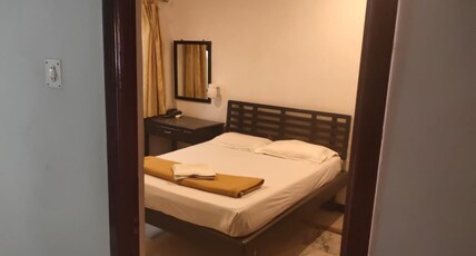 Krishna Park Guest House Room Type - Standard Ac Room
