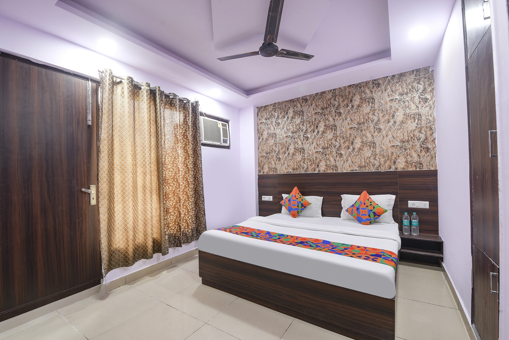 FabHotel Snereya - Tap to explore photos
