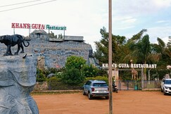 Bandipur Khans resort & Gufa restaurant