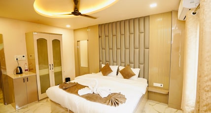 J.R grand palace hotel Room Type - Deluxe Room J.R grand palace hotel Room Type - Deluxe Room