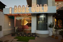Hotel Rose Gold