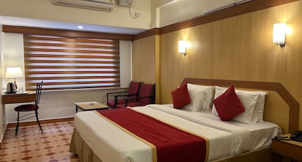Hotel Swagath Room Type - Deluxe AC Room