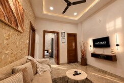 Luxe Couple Friendly | Private 1BHK | Nipania