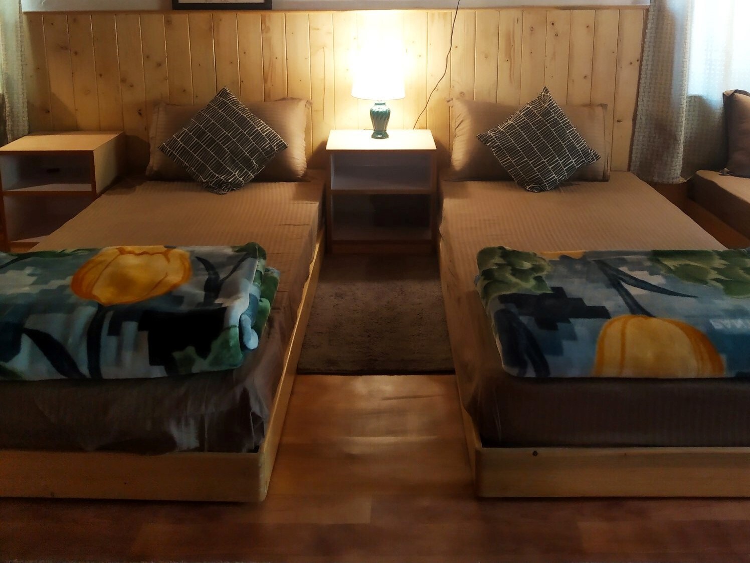 Karze MudHouse Homestay - Tap to explore photos