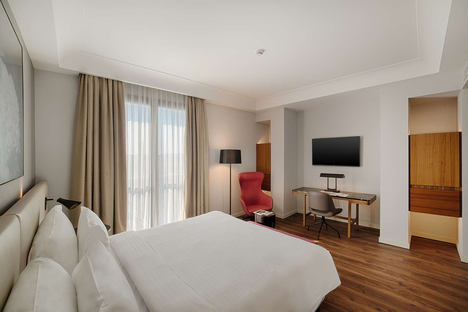 Radisson Blu Hotel, Milan - Tap to explore photos