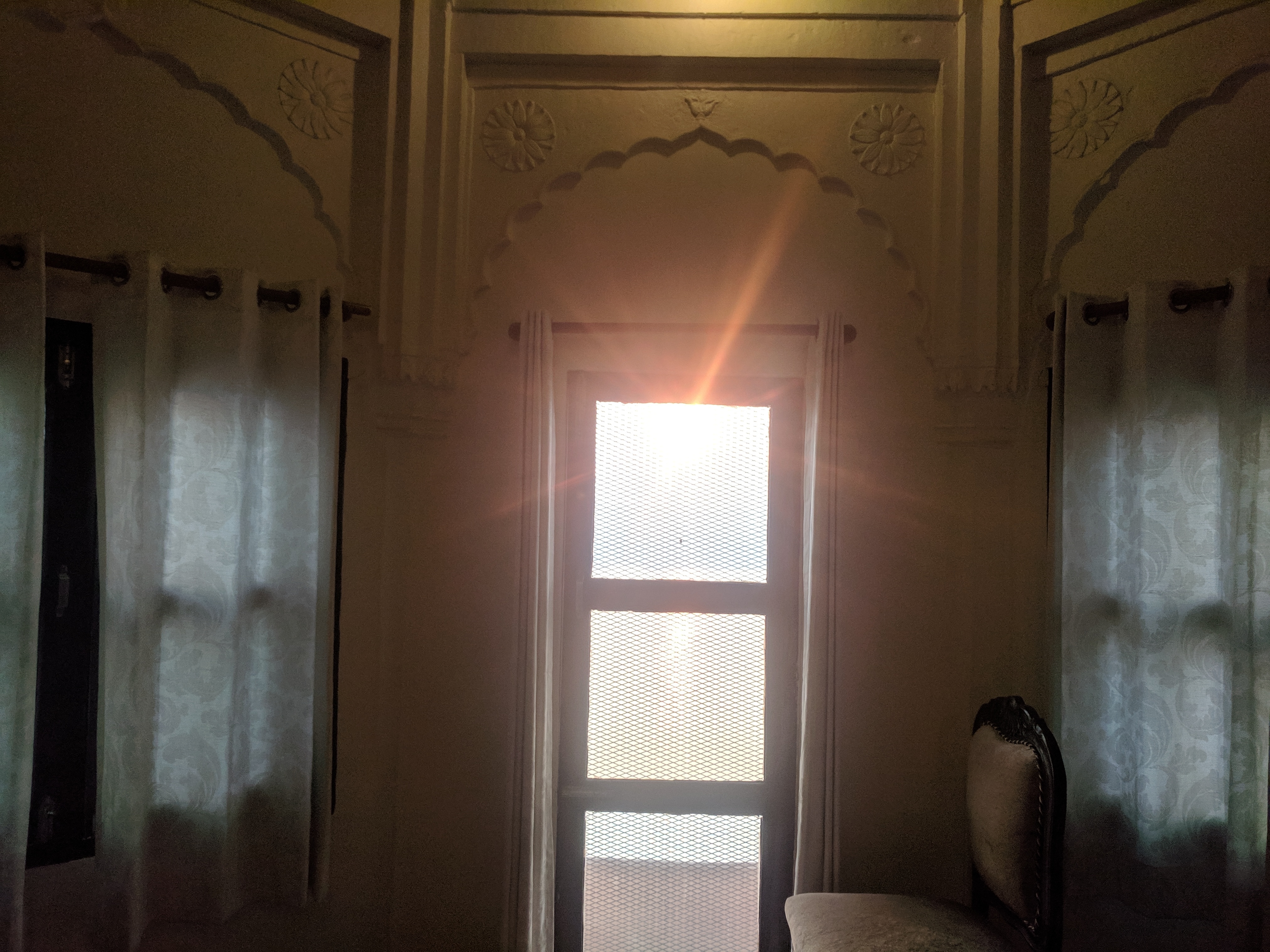 Dwivedi Hotels (Palace on Steps) - Tap to explore photos