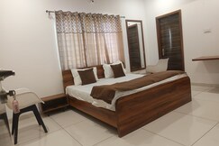 Vaatsalya Rooms