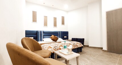 THE RITZ HOTEL - Your Smart And Budget Stay Room Type - Budget Double Room THE RITZ HOTEL - Your Smart And Budget Stay Room Type - Budget Double Room