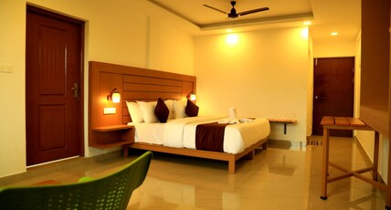 SN Holiday Home | 200 meter from Munnar Glass Bridge Room Type - Family Room