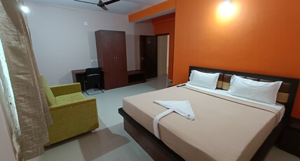 Hotel Suryamani Room Type - Deluxe Room