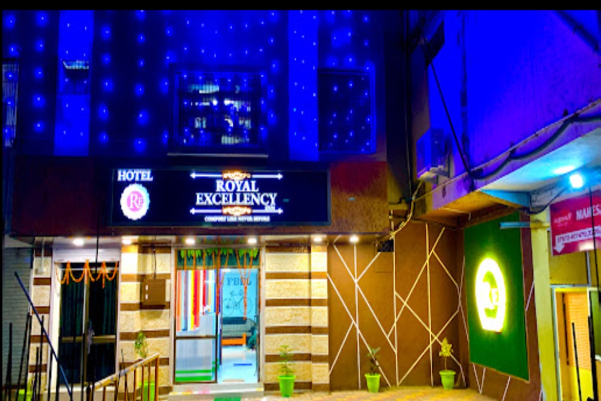 Royal excellency inn - Tap to explore photos