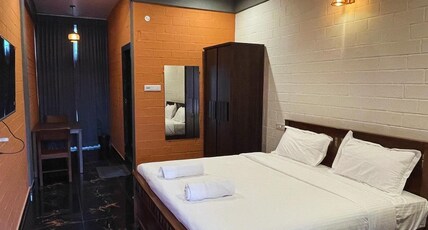 Mudberys Suites Room Type - King Suite 1