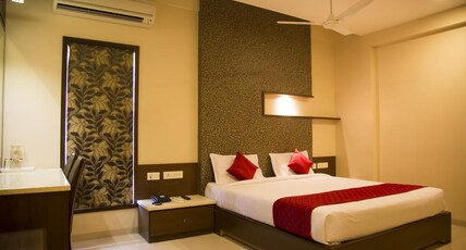 HOTEL SRI SAKTHI  Room Type - DOUBLE EXECUTIVE ROOM