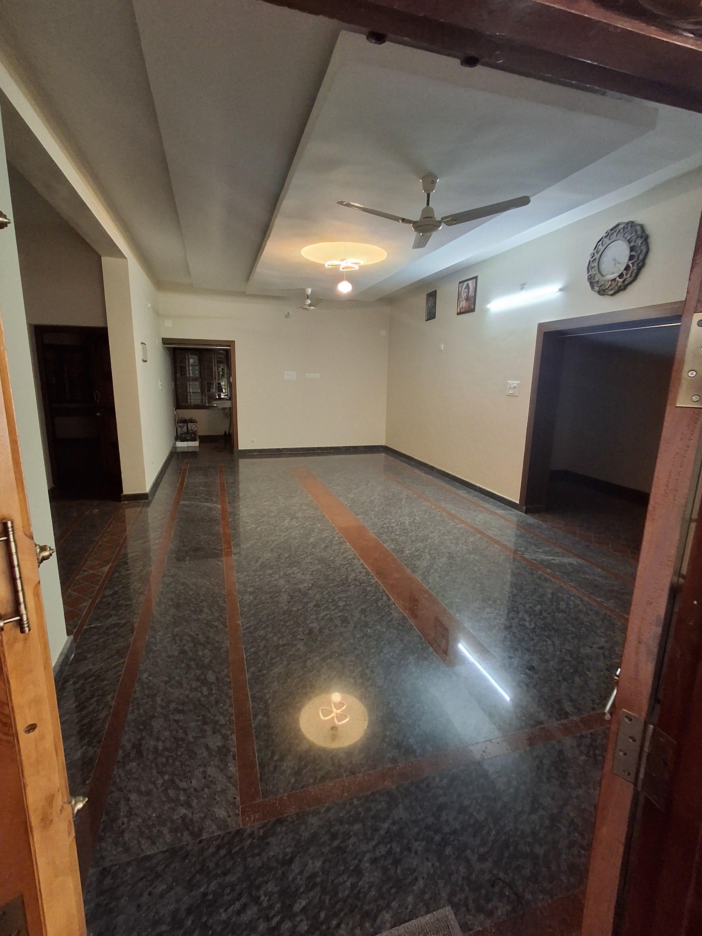 Vinayaka Nialaya Home Stay - Tap to explore photos
